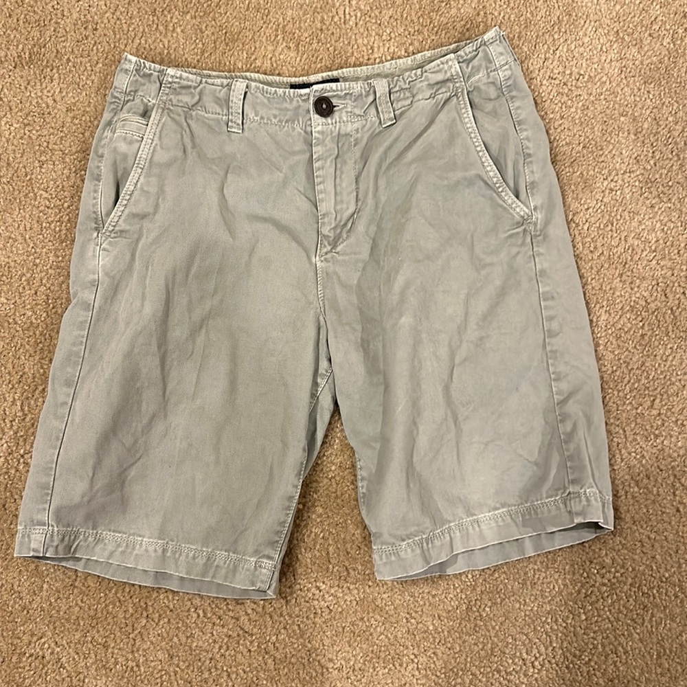 Men’s American Eagle cargo shorts!!